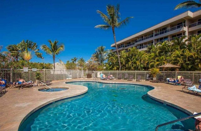 Hotel zoned top floor condo with ocean & mountain views. Last minute discounts!