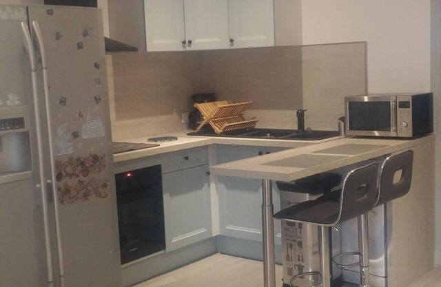 House 2 bedrooms living room-open kitchen