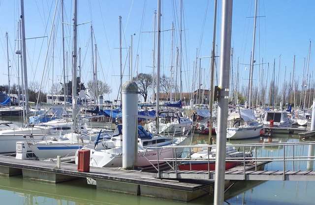 HOUSE COZY 150 meters from the port, near the seaside resort of Royan.