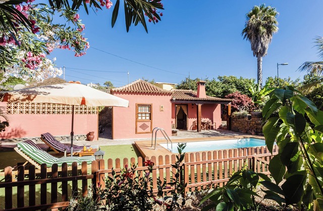 House El Tendal with private pool in Puntagorda, La Palma