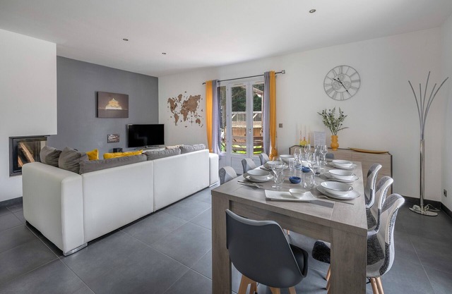 House for 6 at 900m from the beach