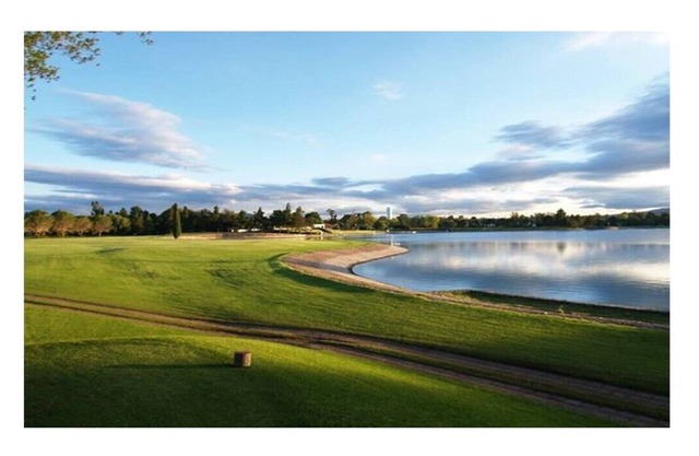 HOUSE GOLF LAKE, CLUB CAMPESTRE SAN GIL QUERETARO, 4 BEDROOMS 4 BATHROOMS, 9 CARS.
