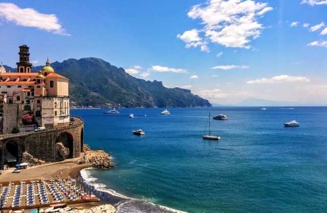House in Amalfi coast with amazing view !