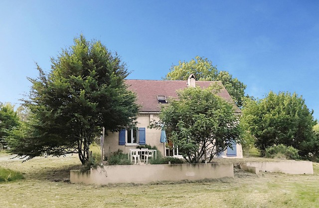 House in nature - Vézère Valley