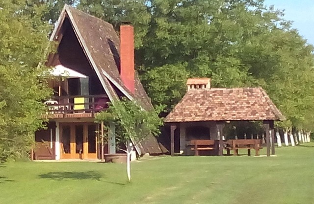 House in Puska with Private Parking