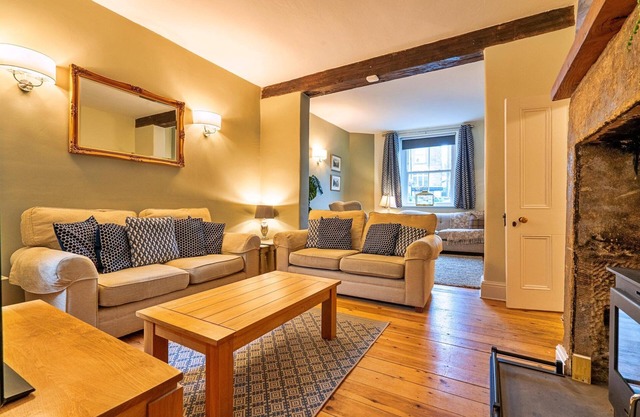 House in Tideswell near Peak District Trails