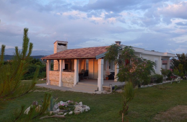 House Mirabella - the house directly by the sea - ideal for family vacations