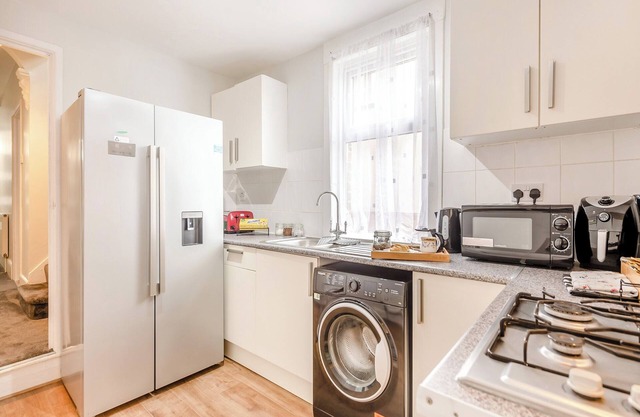 House of Light is a clean, bright and spacious accommodation set in the beautiful town Harwich.
