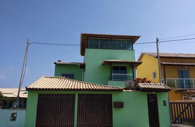 HOUSE PAMPOS