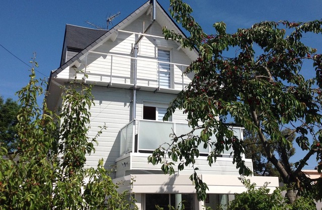 House very clear and zen