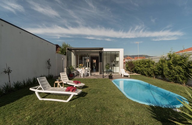House with garden and pool 5 minutes from the beaches