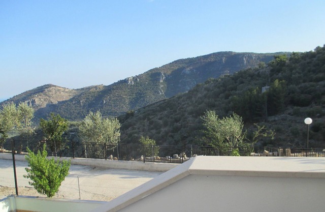 House with garden in a quiet and relaxing environment