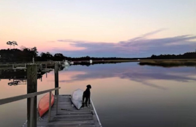 House with private deep water dock-for >29 nights, 50% discount