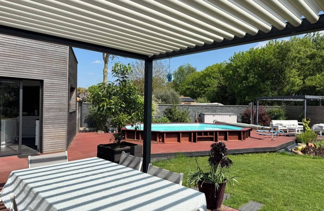 House with swimming pool between Nantes and Pornic