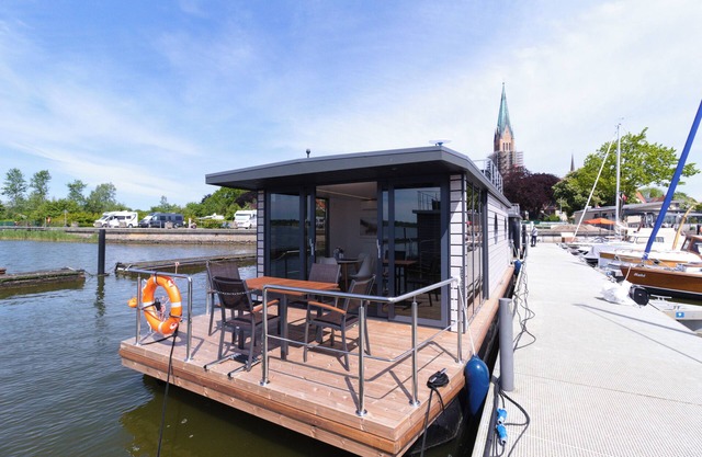 Houseboat Fjord Claudia Schleswig
