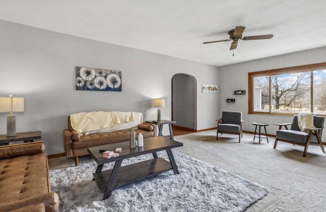 Housepitality - The Sugar Grove Retreat