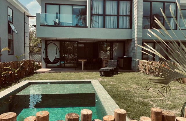 Housi, condo beira mar em Milagres