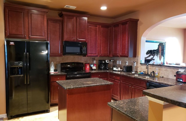 Huge 5 Bdrm Home Minutes To Downtown Augusta, Georgia.