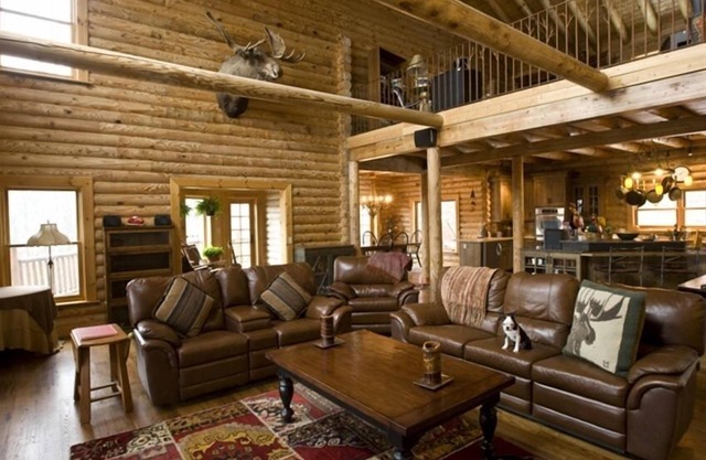 Huge 8 BR/8 BA Secluded Retreat, Spectacular Views 15min to downtown on MTS Tr