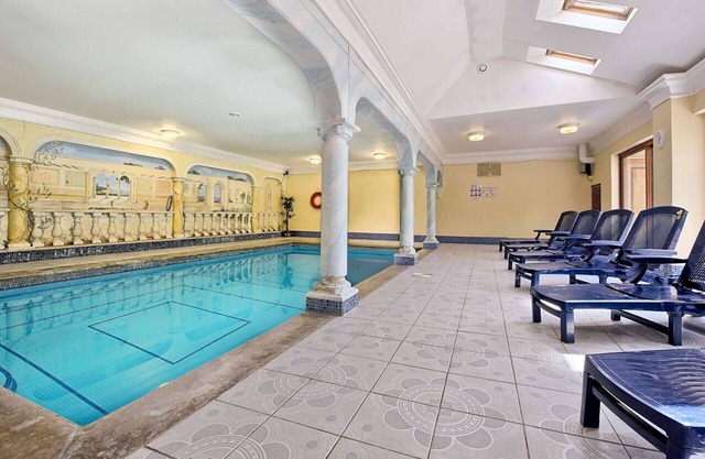 Huge family friendly apartment in London