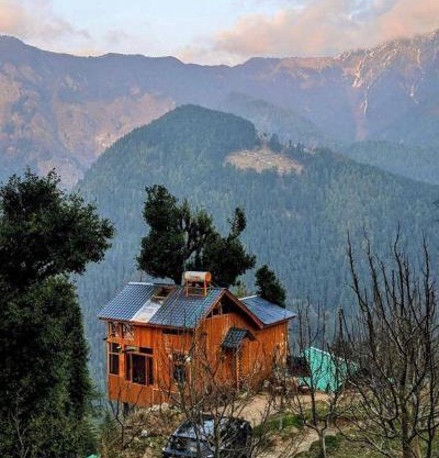Hunting Wood Tree Cottage Seri