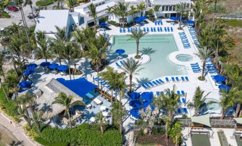 Hutchinson Island Resort-style Beachside Condo