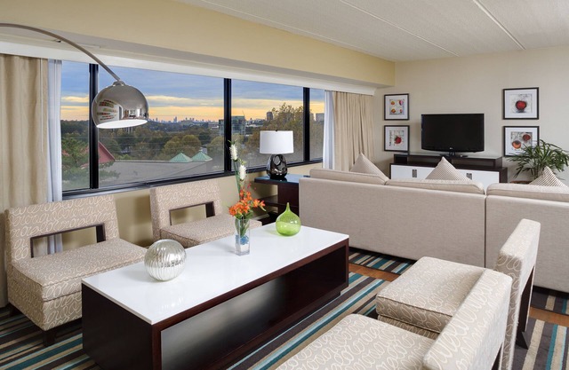 Hyatt Regency Suites Atlanta Northwest