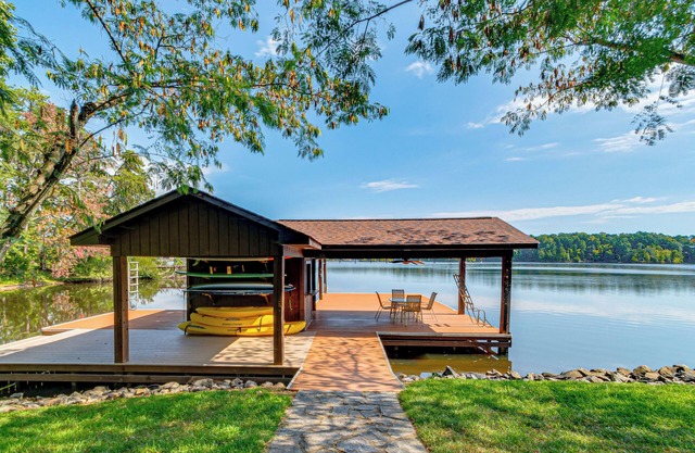 Hyco Lake Escape w/ Deck & Dock: Families Welcome!