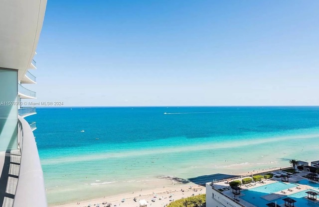 Hyde Resort & Residences by Zelloo