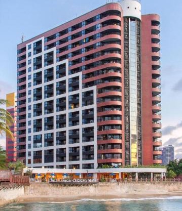 IATE PLAZA HOTEL 402