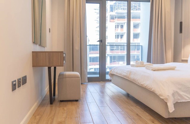 IBIA Homes - Modern Lavish 1 Bed