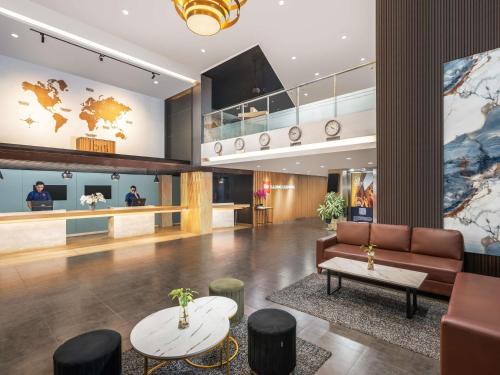 Ibis Gading Serpong