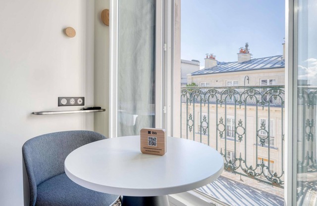 ibis Paris Père Lachaise