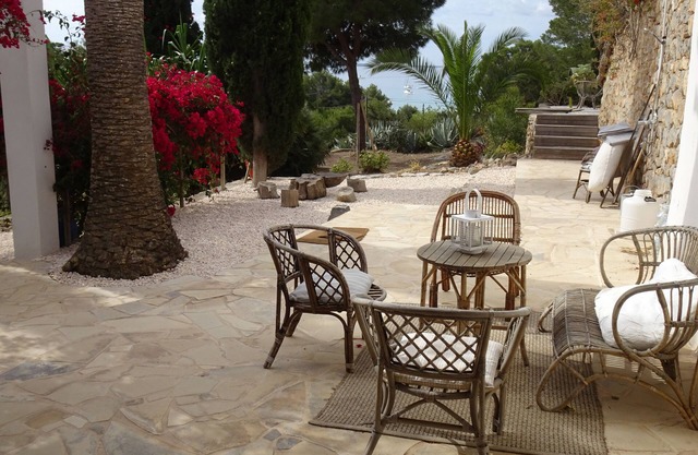 IBIZA charming villa 200 meters from the beach