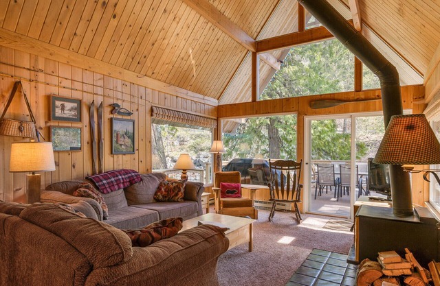 Icicle Riverhaus-Cozy Riverfront Cabin Leavenworth