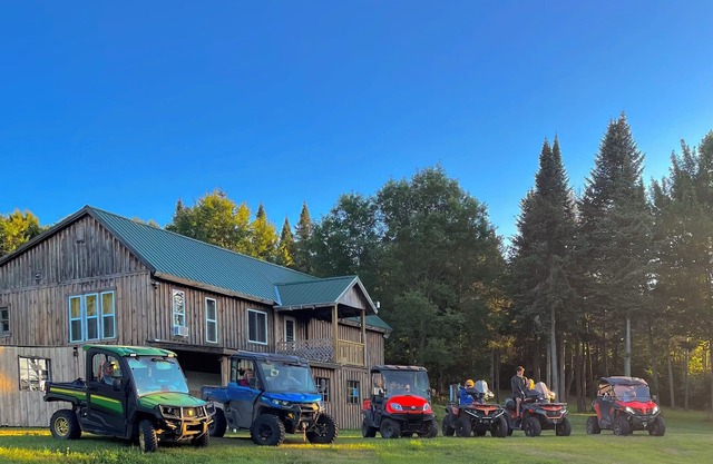 Ideal Hunter, ATV Rider or Hiker Base Camp. Super quiet on 10 acres. Great WiFi.