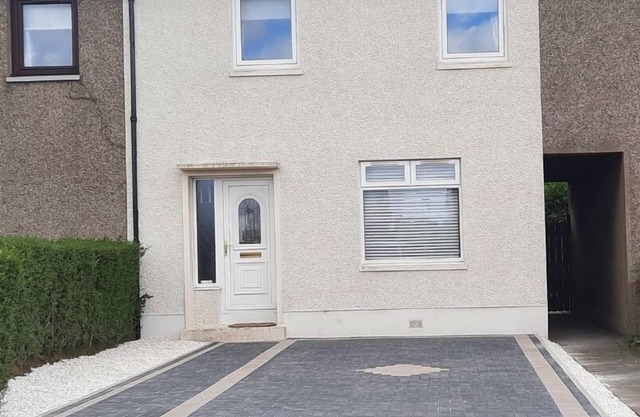 Ideal Road Trip Dunfermline Home - Free Parking
