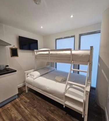 Ideal Studio in Delta Croydon DPG3