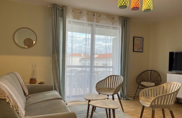 Ideally located apartment with balcony