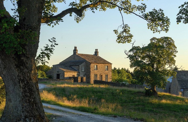 Idyllic country detached cottage sleeping 8 guests with access to an award winning wellbeing resort