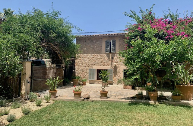 Idyllic country finca in Soller