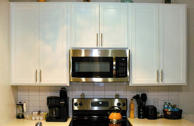 IG-Worthy Fiesta DT Retreat hotel Apt with free Parking and Pets Allowed