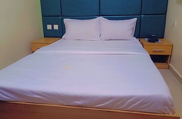 Ikad Hotel and Suite Borno Way