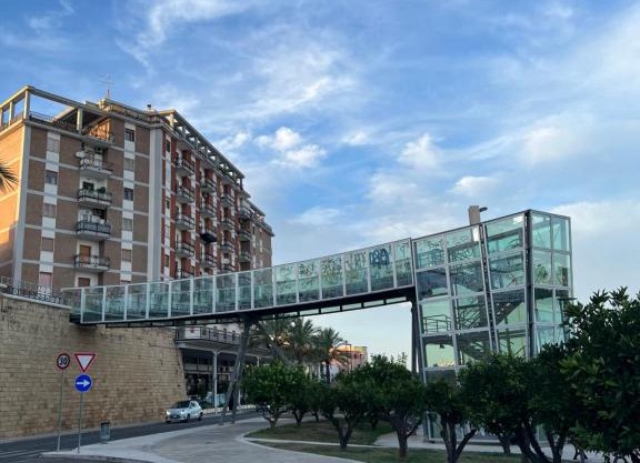 Il ponte di vetro House