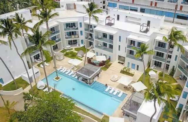 Imperial Beachfront Beachfront Imperial Suites in Cabareten