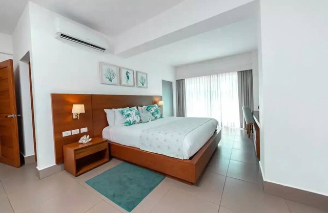 Imperial Beachfront Beachfront Imperial Suites in Cabarete 2n