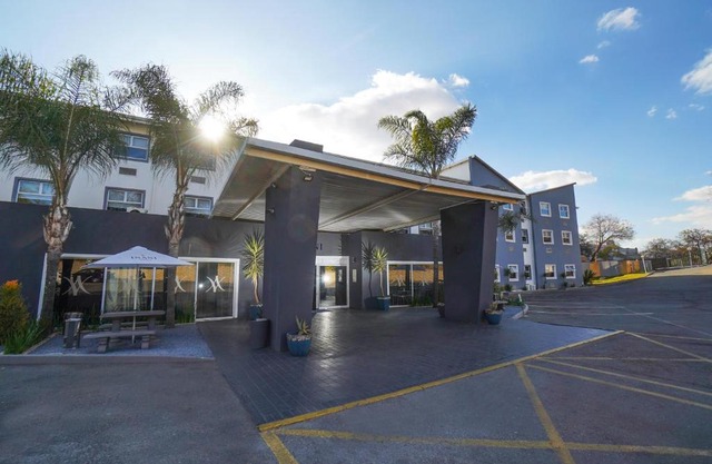 Inani Hotel Gallagher