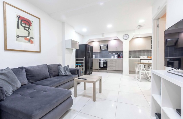 Independent apartment with patio