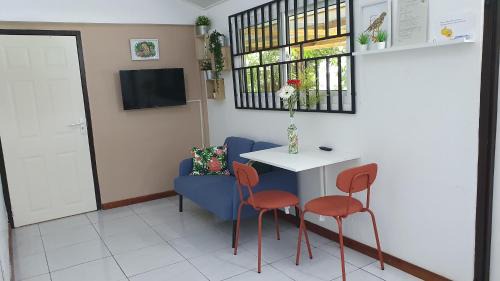 Independent garden cottage