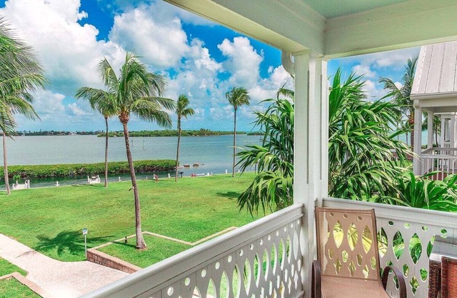Indigo Reef #50 ~ The Palms, Sunset Views & 31' Boat Slip